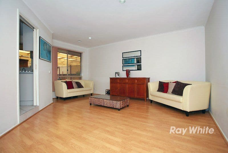 6 Oates Court, CRANBOURNE NORTH VIC 3977, Cranbourne North - Thumbnail 3