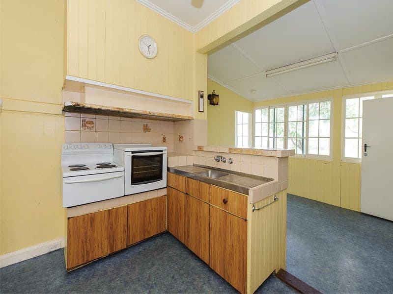 18 Farleigh Avenue, BURWOOD VIC 3125, Burwood - Thumbnail 2