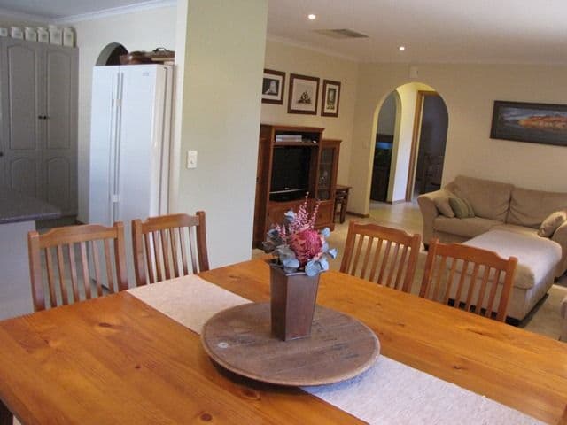 7 McLean Street, BERRI SA 5343, Berri - Thumbnail 7