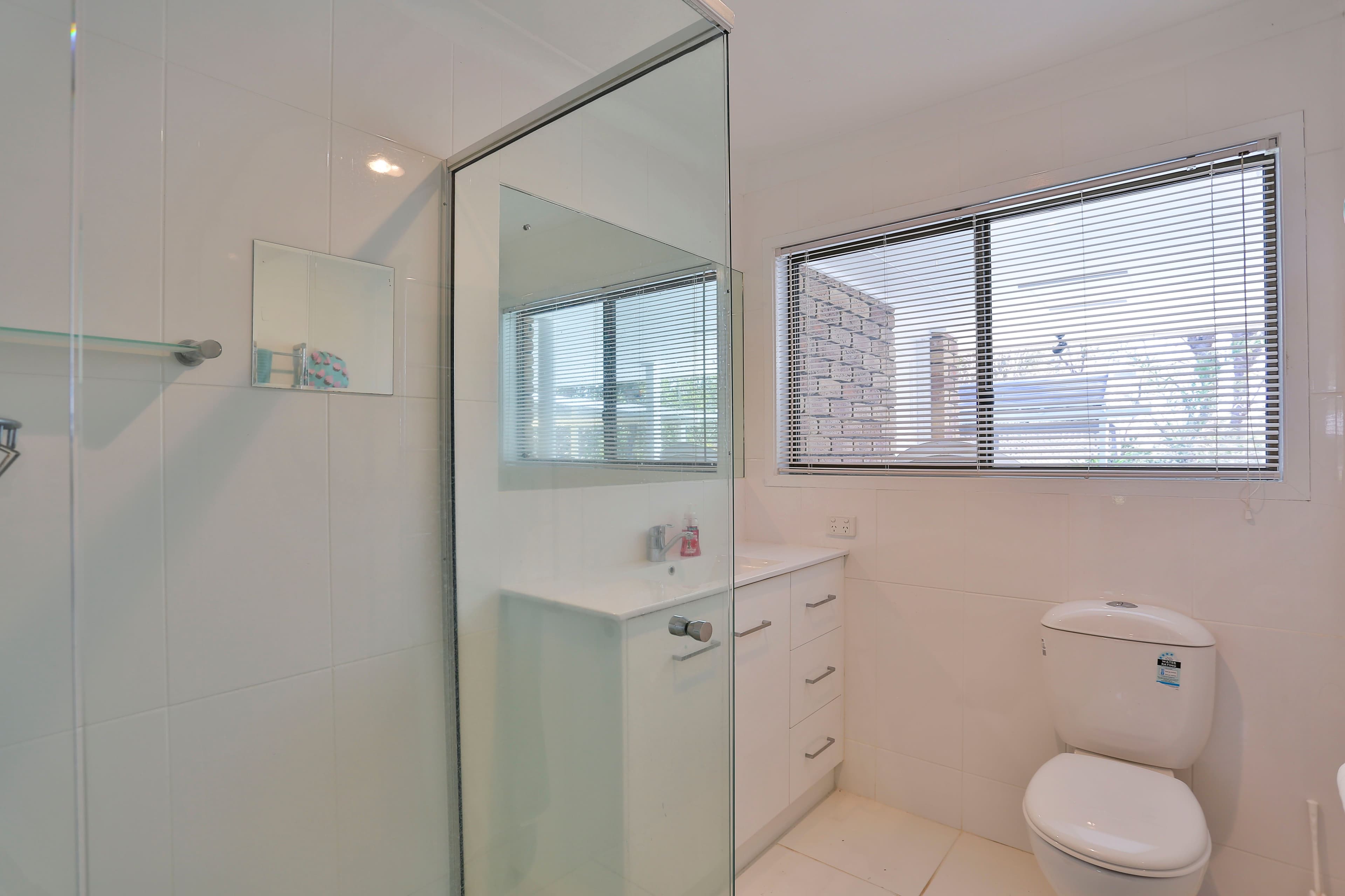 8 Dippel Street, Middle Ridge QLD 4350, Middle Ridge - Thumbnail 7
