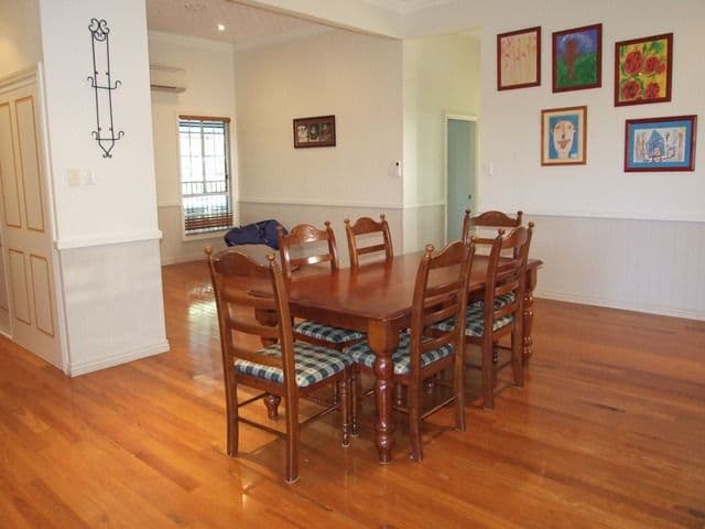 127 Thistle Street, BLACKALL QLD 4472, Blackall - Thumbnail 3