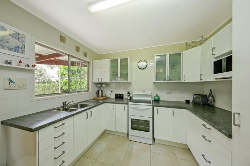 46 Binnalong Street, Rochedale South - Thumbnail 2