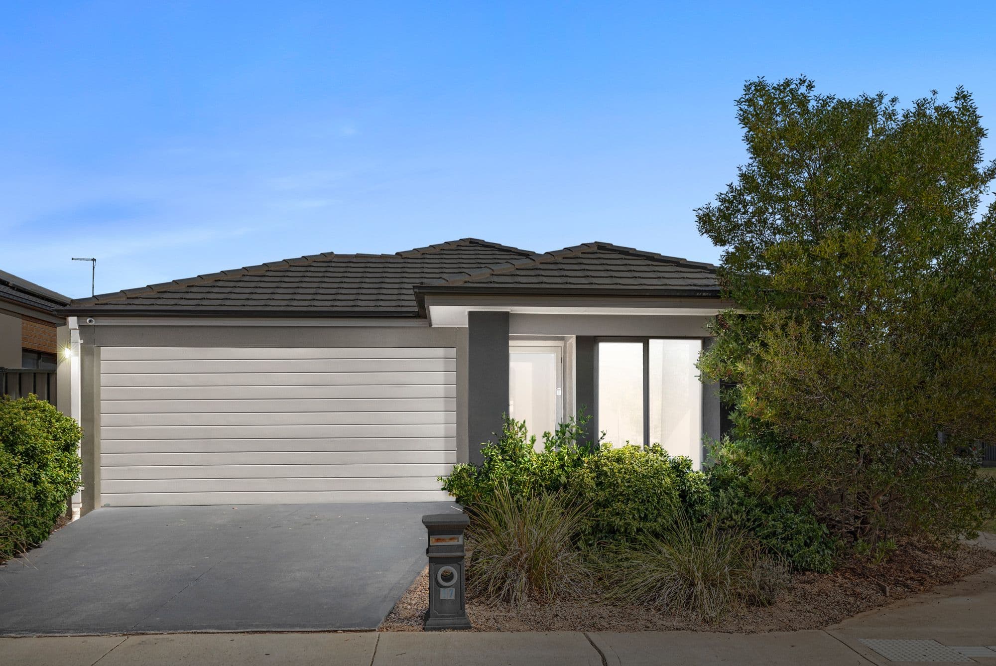 17 Conway Street, Tarneit VIC 3029, Tarneit - Image 1