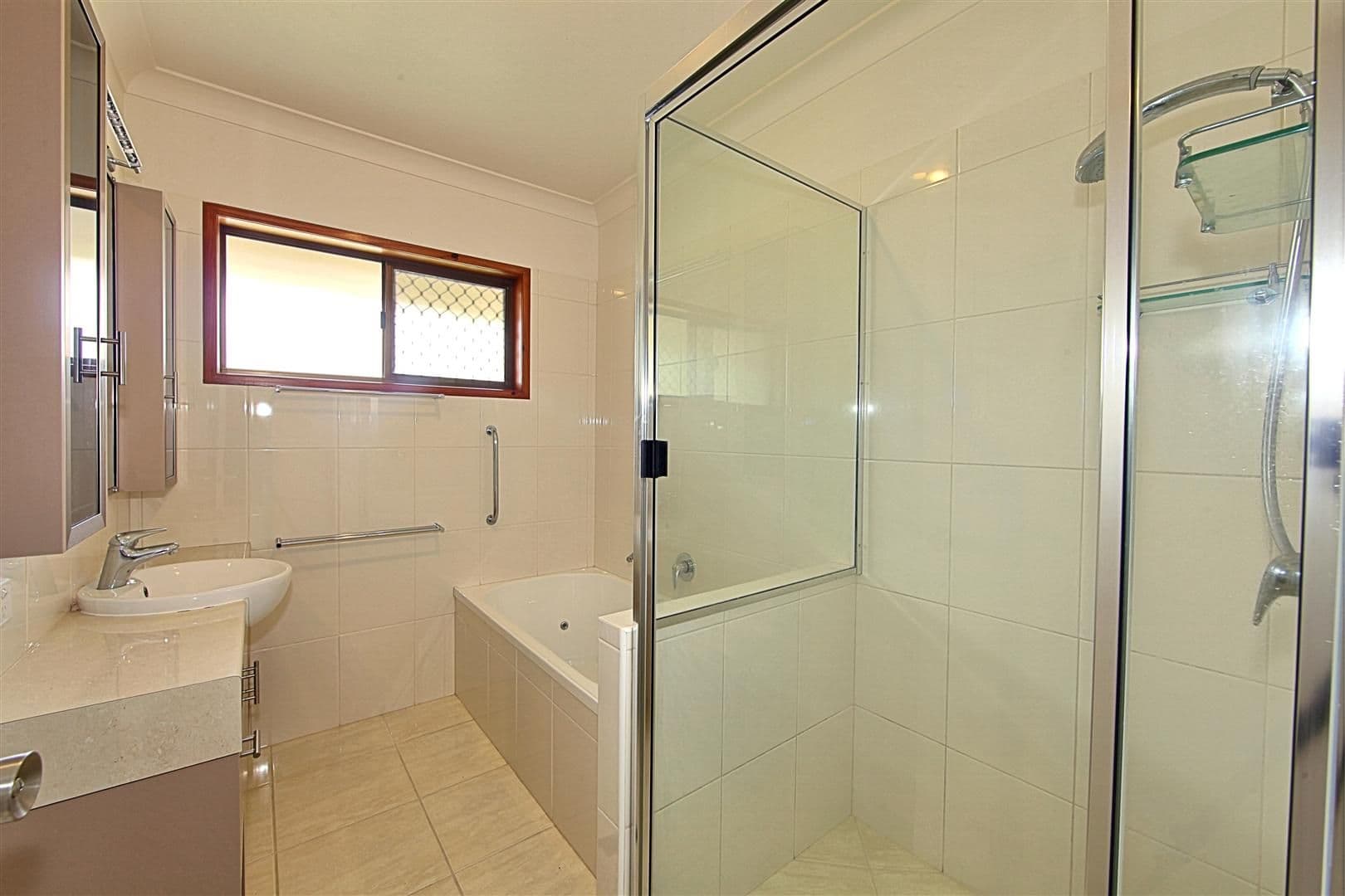 6 Shailers Circuit, THABEBAN QLD 4670, Thabeban - Thumbnail 4