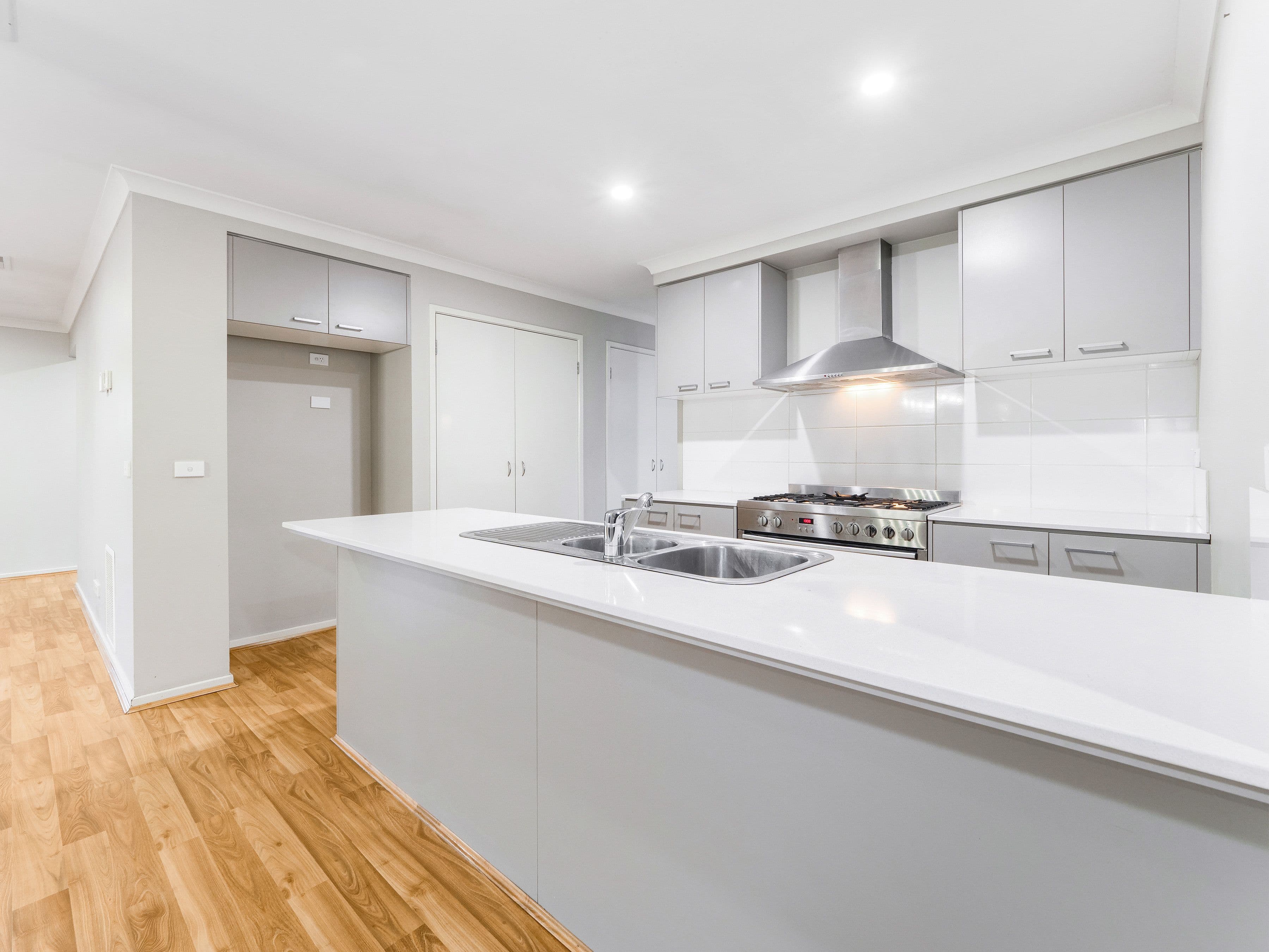 42 Hayton Park Boulevard, Cranbourne West VIC 3977, Cranbourne West - Thumbnail 4