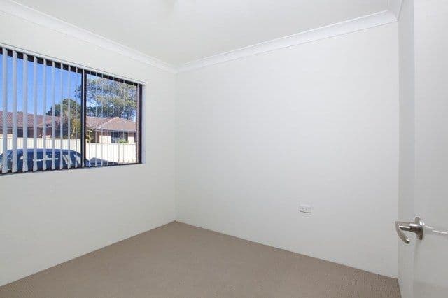 37 Roberts Avenue, BARRACK HEIGHTS NSW 2528, Barrack Heights - Thumbnail 7