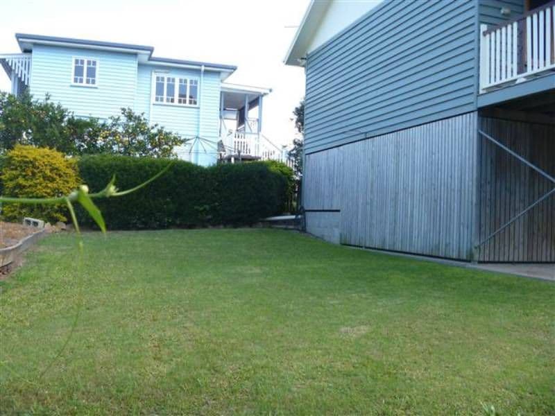 7 Pier Street, SOUTH GLADSTONE QLD 4680, South Gladstone - Thumbnail 3