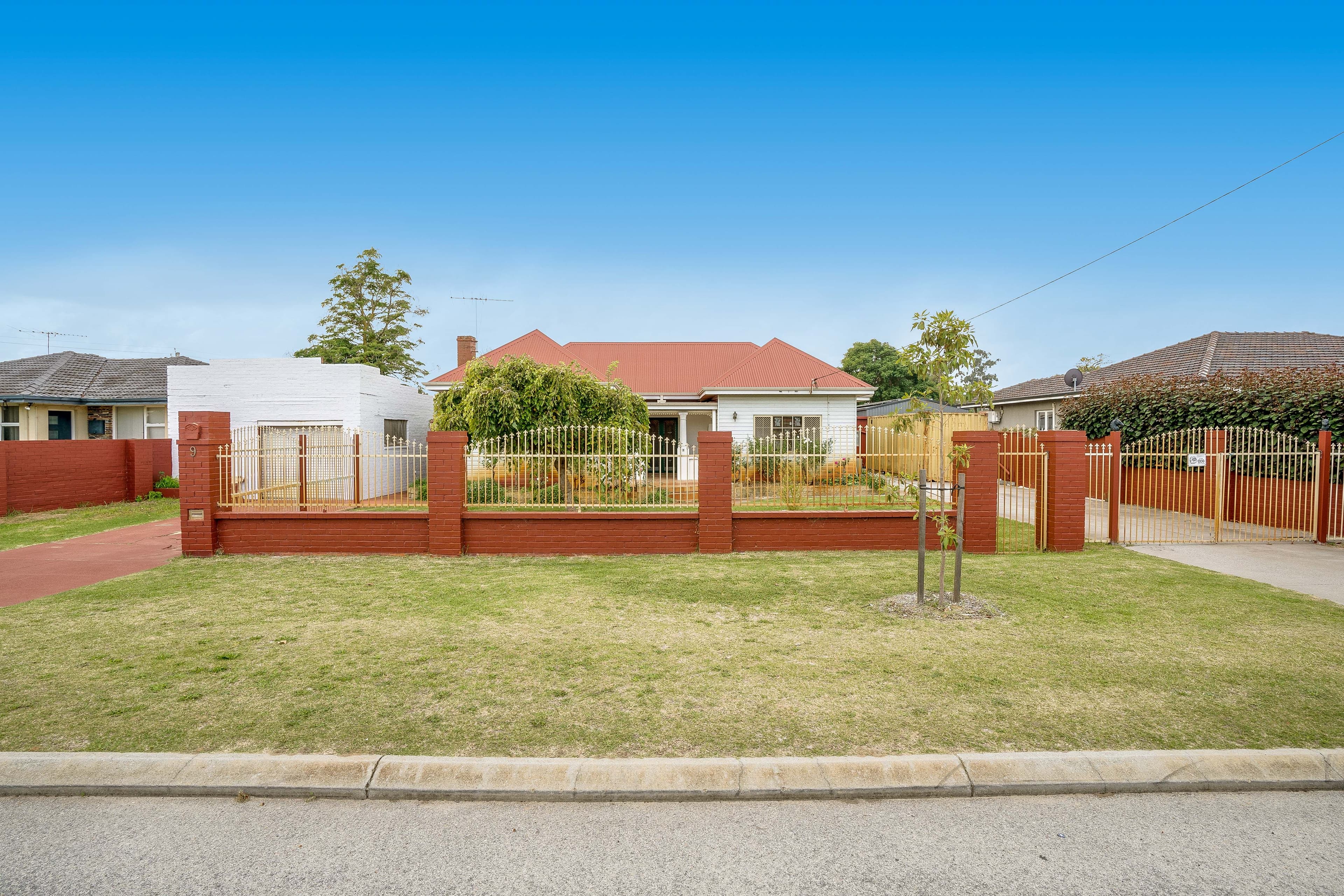 9 Moreing Street, Ascot WA 6104, Ascot - Thumbnail 2