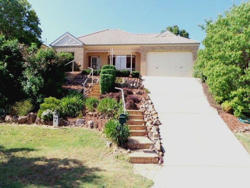 15 Orchard Way, Lavington - Image 1