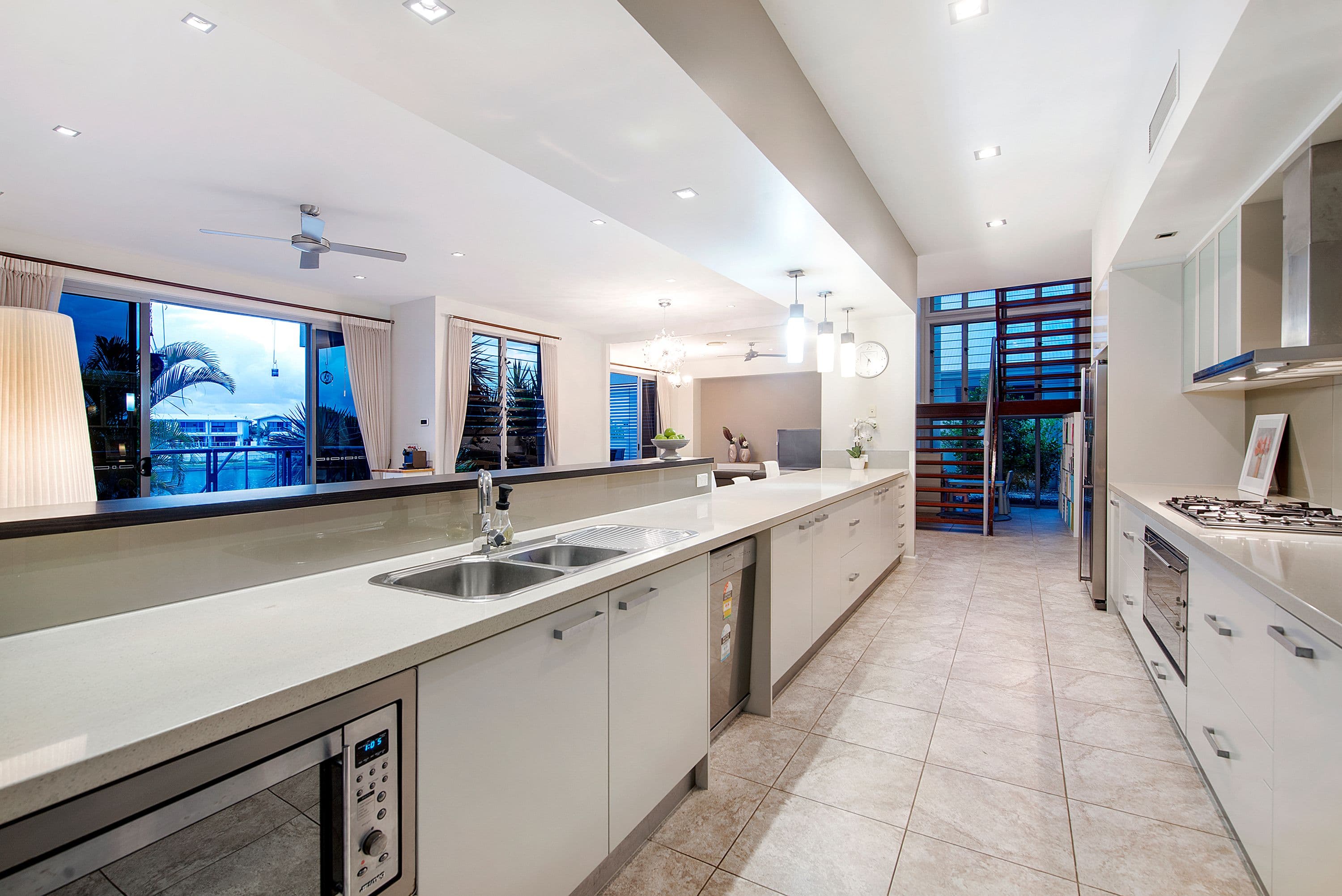 5025 Emerald Island Drive, Carrara QLD 4211, Carrara - Thumbnail 6