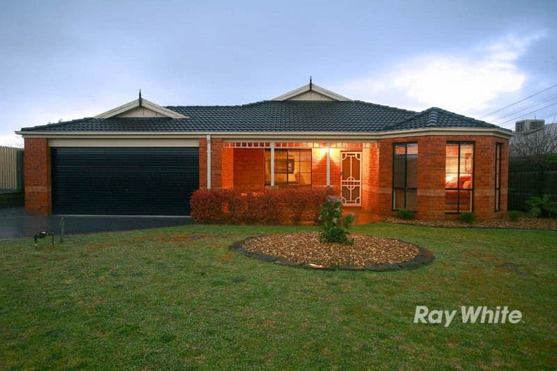 5 Belvoir Court, CRANBOURNE VIC 3977, Cranbourne - Thumbnail 2