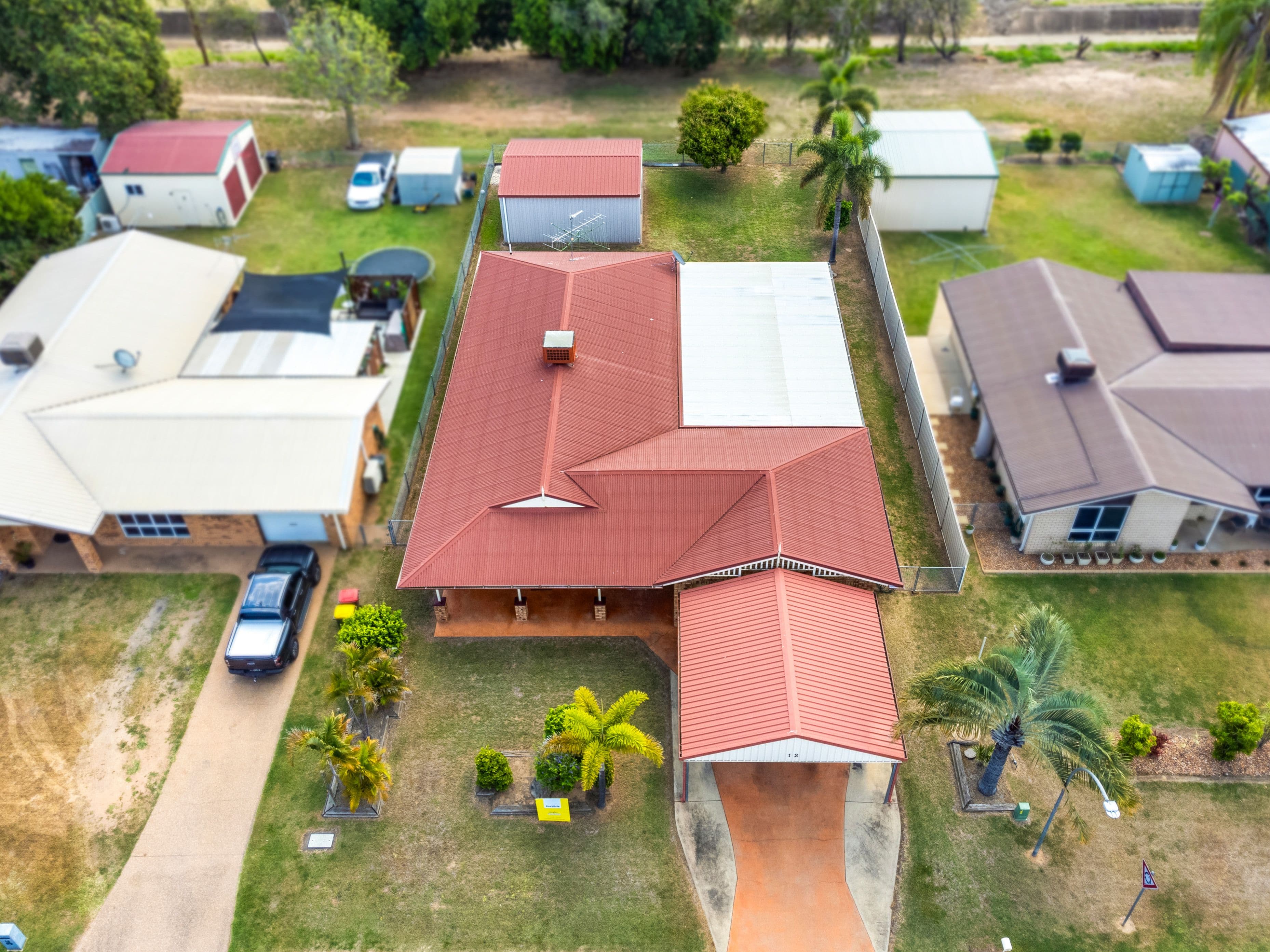 12 Louisa Court, Emerald QLD 4720, Emerald - Thumbnail 2