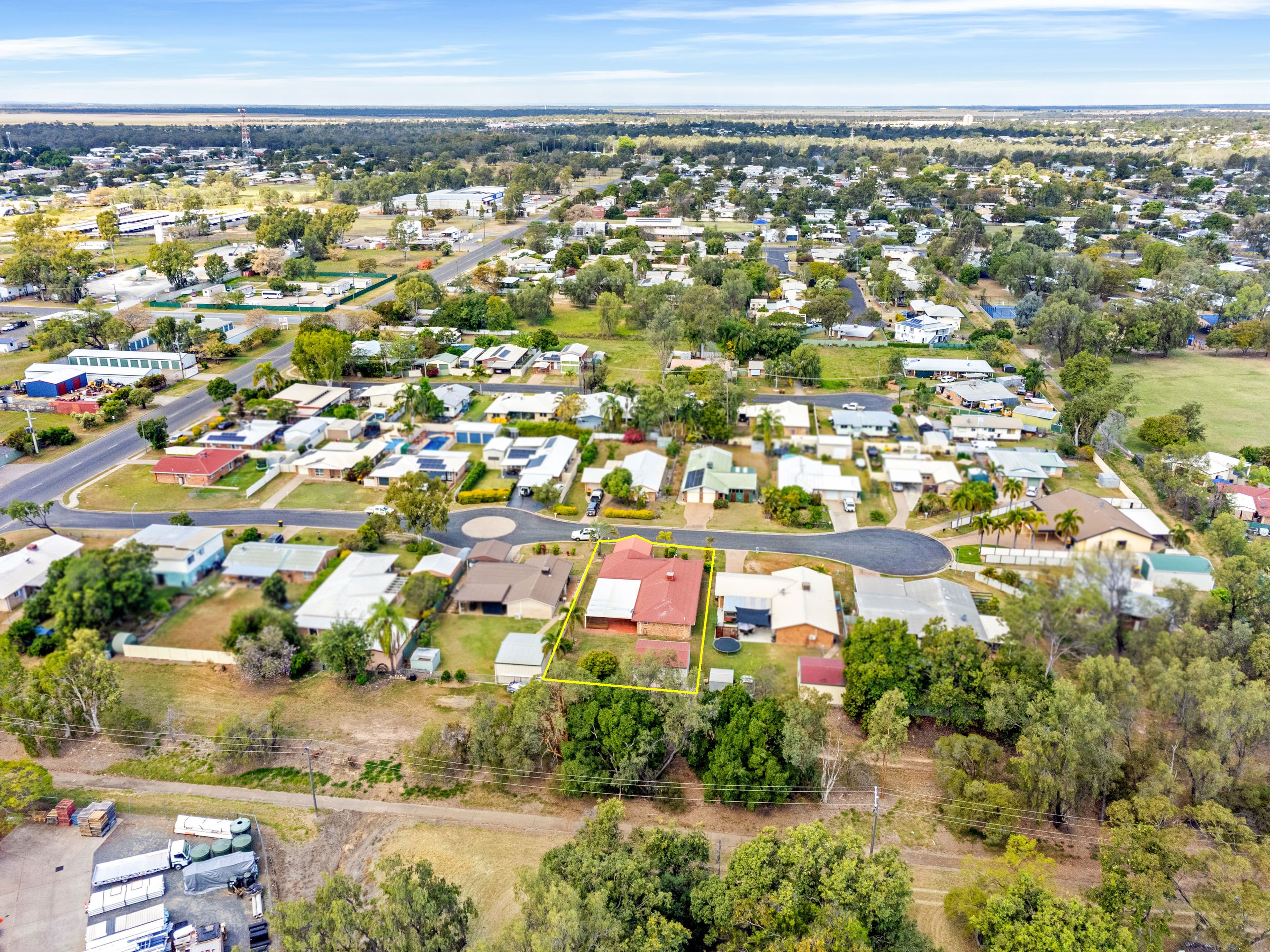 12 Louisa Court, Emerald QLD 4720, Emerald - Thumbnail 3