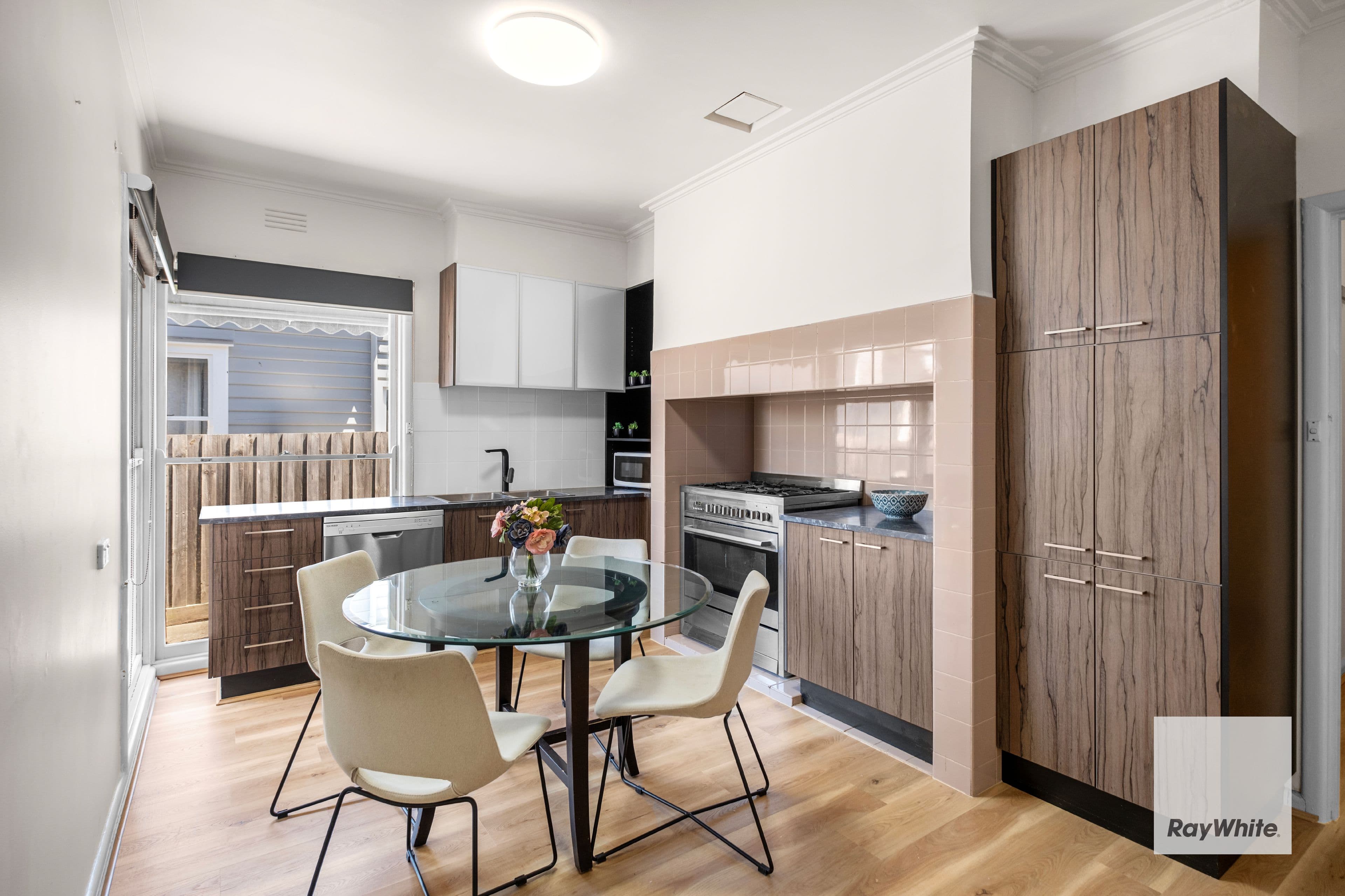 18 Chapman Street, Sunshine VIC 3020, Sunshine - Thumbnail 4