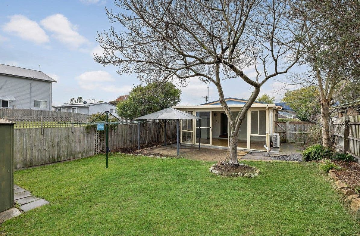 70 Ninth Avenue, Rosebud VIC 3939, Rosebud - Thumbnail 8