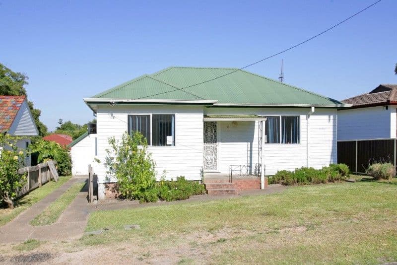 36 Victoria Avenue, TOUKLEY NSW 2263, Toukley - Image 1
