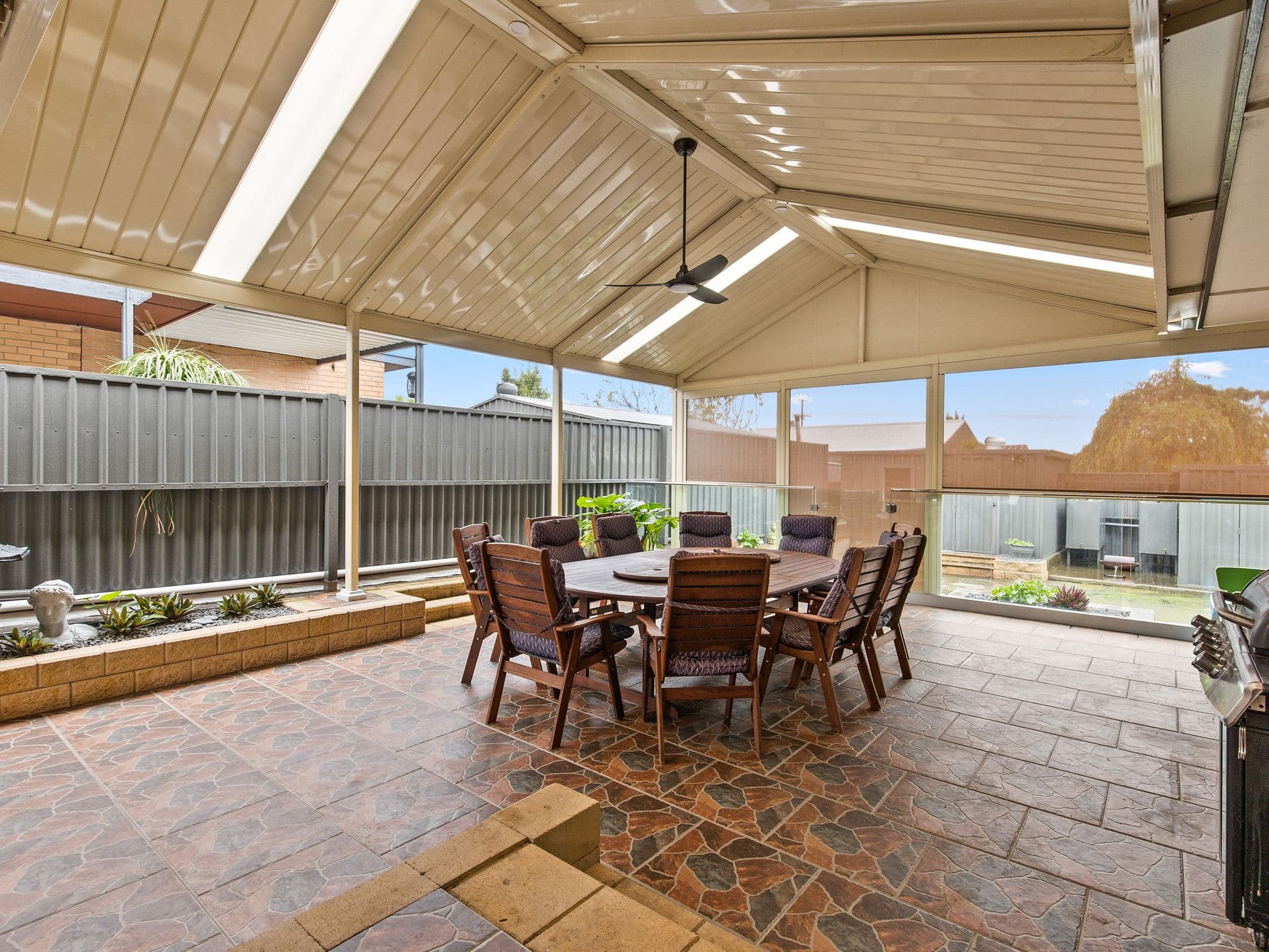 17 Woodstock Avenue, Christie Downs SA 5164, Christie Downs - Thumbnail 2
