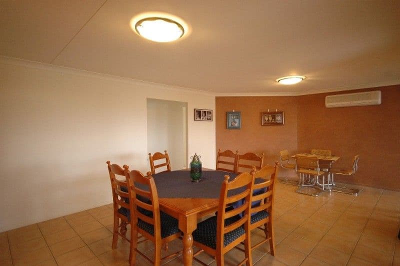 3 Marlowe Court, WESTBROOK QLD 4350, Westbrook - Thumbnail 3