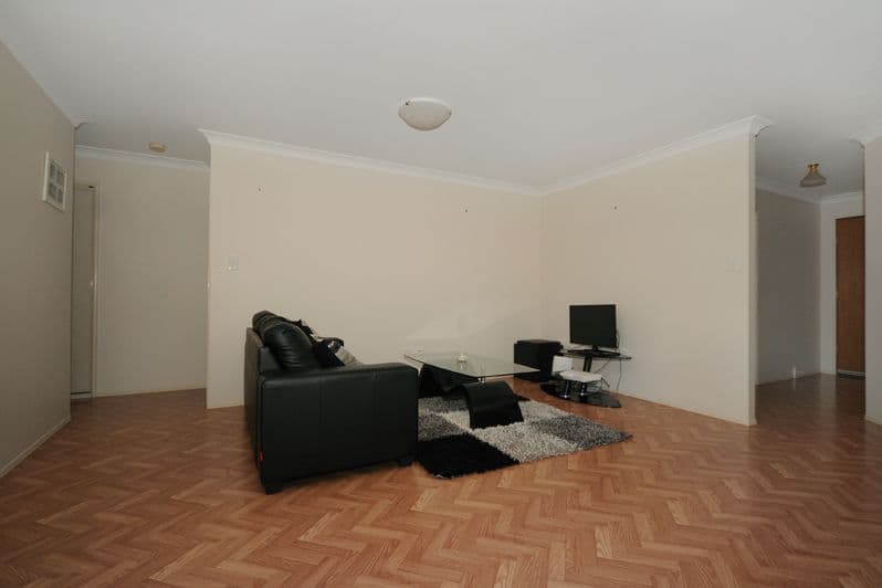 64 Bouganvillea Drive, Middle Ridge QLD 4350, Middle Ridge - Thumbnail 4
