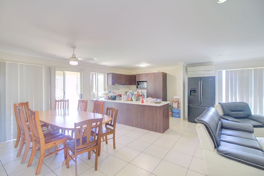 15 Weymouth Street, Bundamba QLD 4304, Bundamba - Thumbnail 3