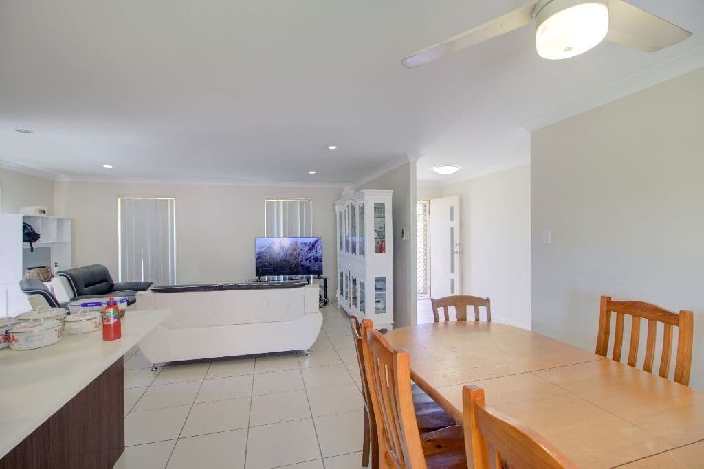 15 Weymouth Street, Bundamba QLD 4304, Bundamba - Thumbnail 4