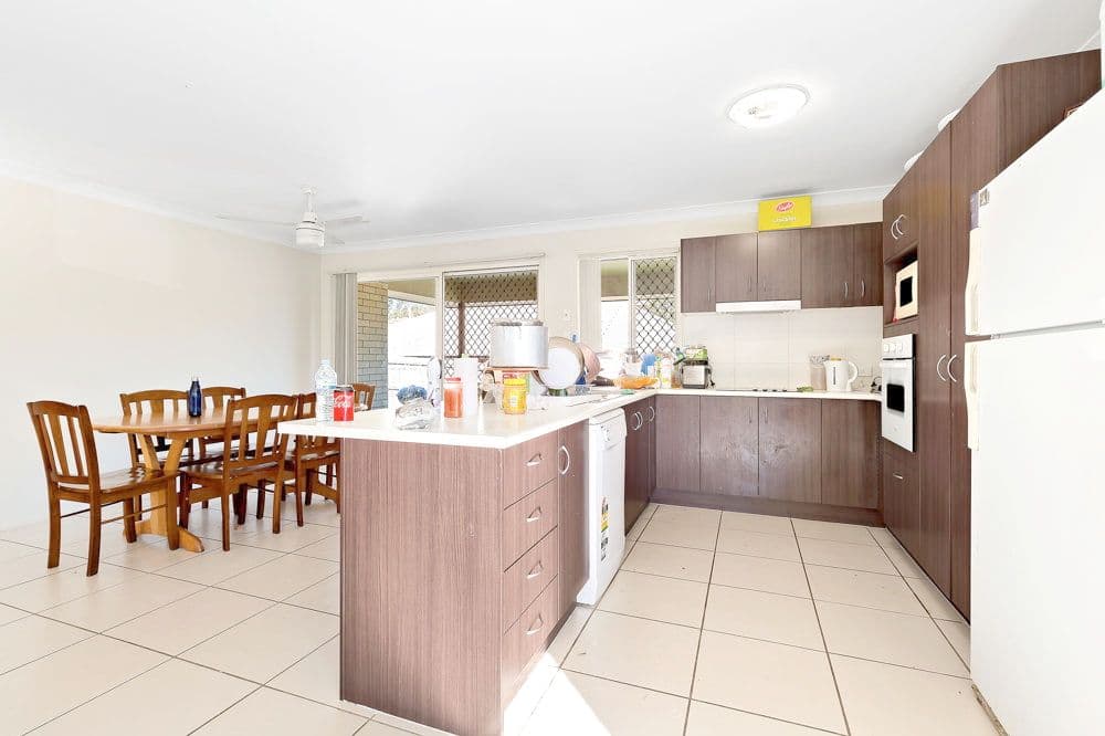 15 Weymouth Street, Bundamba QLD 4304, Bundamba - Thumbnail 5