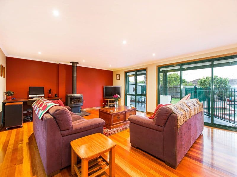 3 Maxine Court, MENTONE VIC 3194, Mentone - Thumbnail 2