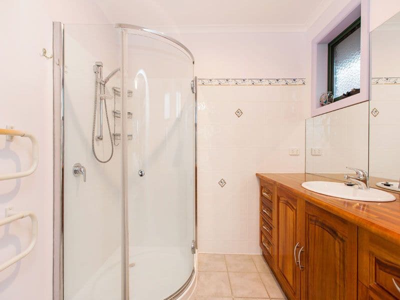 3 Maxine Court, MENTONE VIC 3194, Mentone - Thumbnail 8
