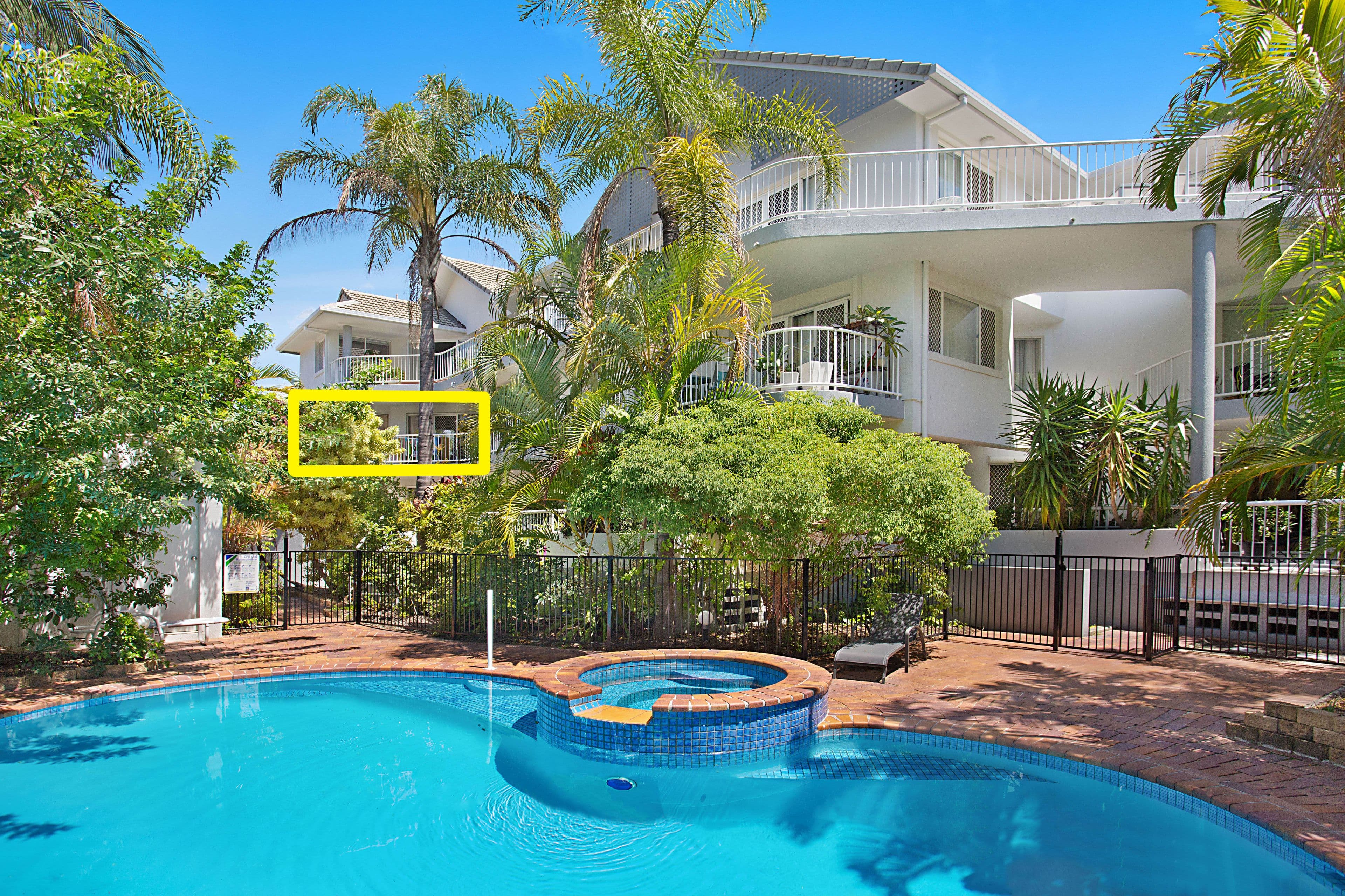 9 St Kilda Avenue 'Sapphire Palms', BROADBEACH QLD 4218, Broadbeach - Thumbnail 2
