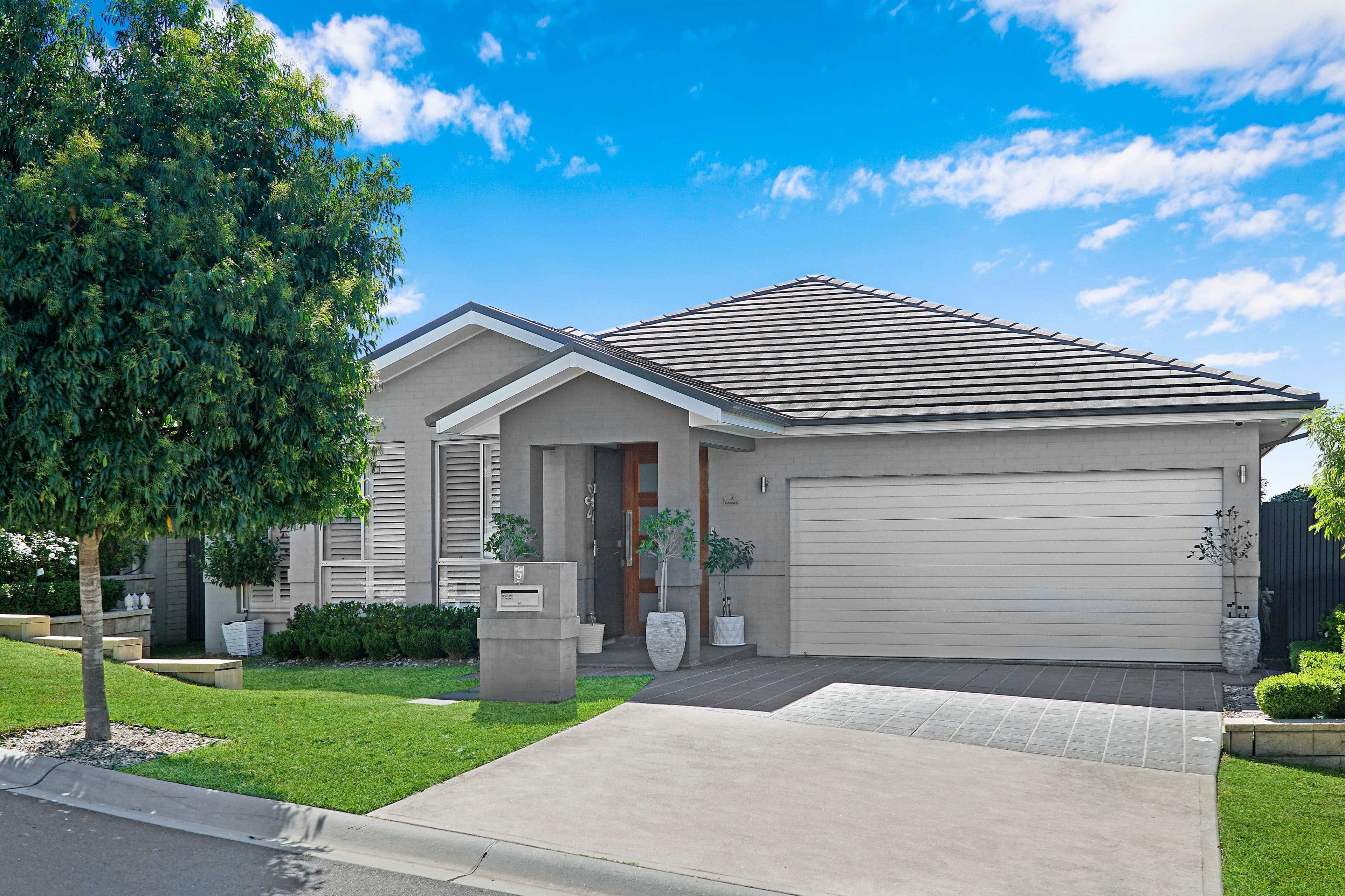 5 Cessna Street, Middleton Grange NSW 2171, Middleton Grange - Image 1