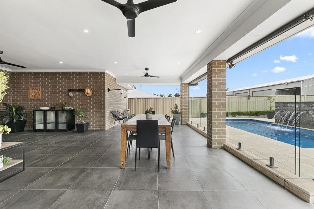 5 Windermere Road, Lochinvar - Thumbnail 4