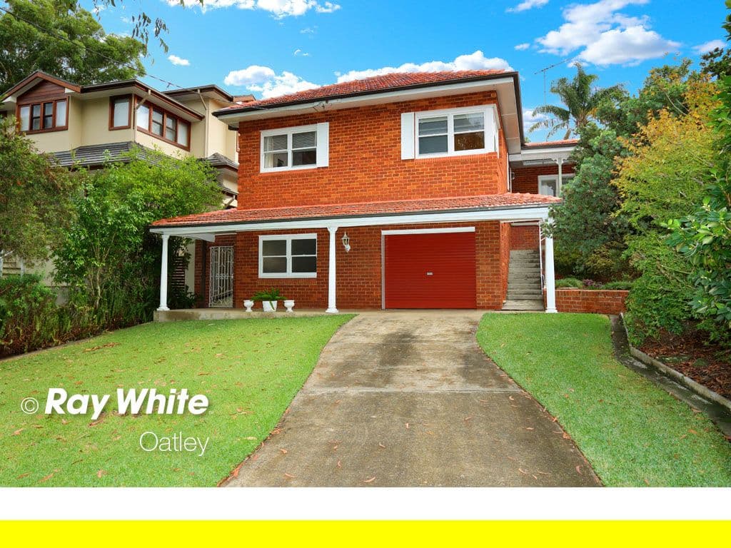 26 Macken Crescent, Oatley - Image 1