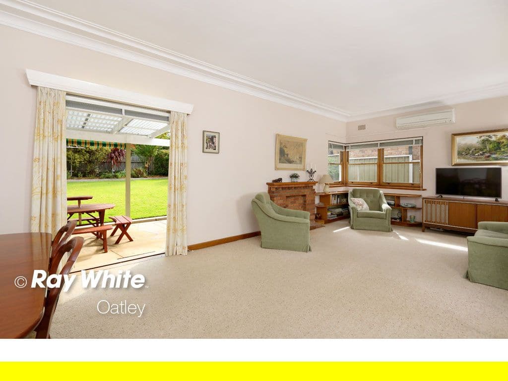 26 Macken Crescent, Oatley - Thumbnail 3