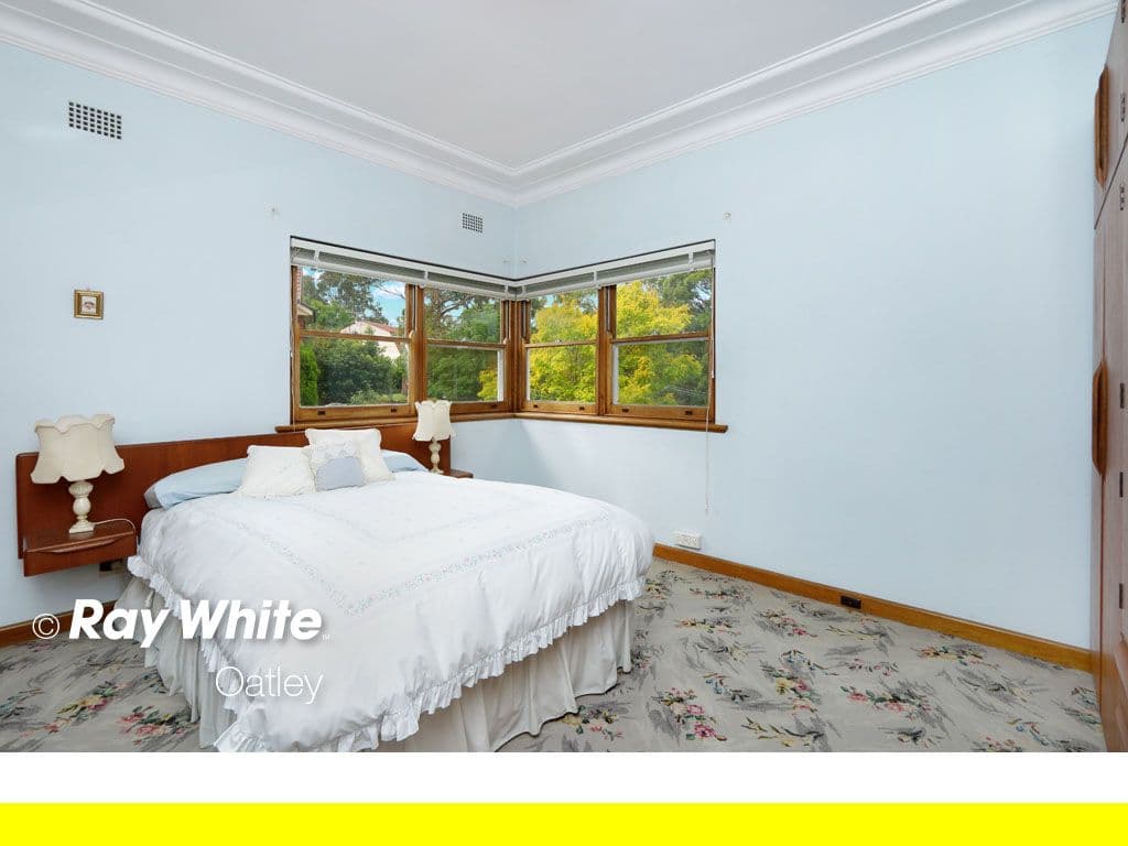 26 Macken Crescent, Oatley - Thumbnail 4