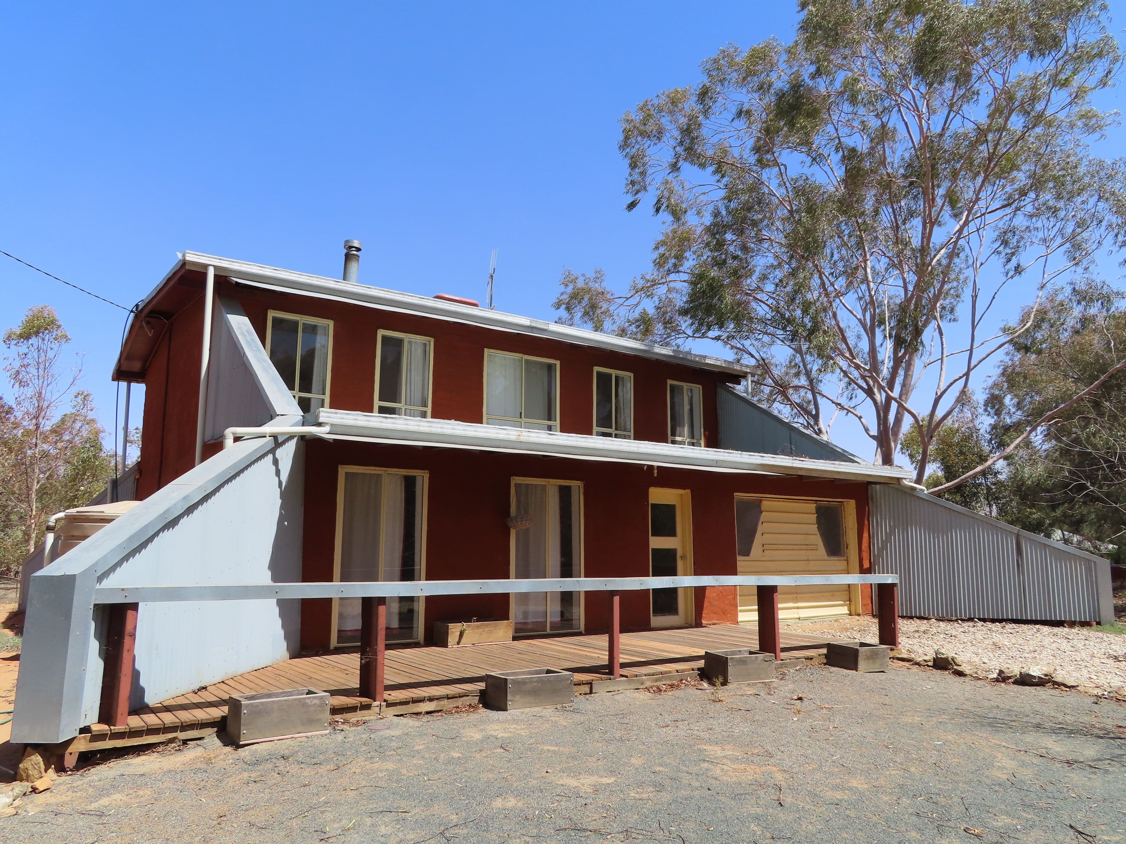 2 Molong Street, Condobolin - Image 1