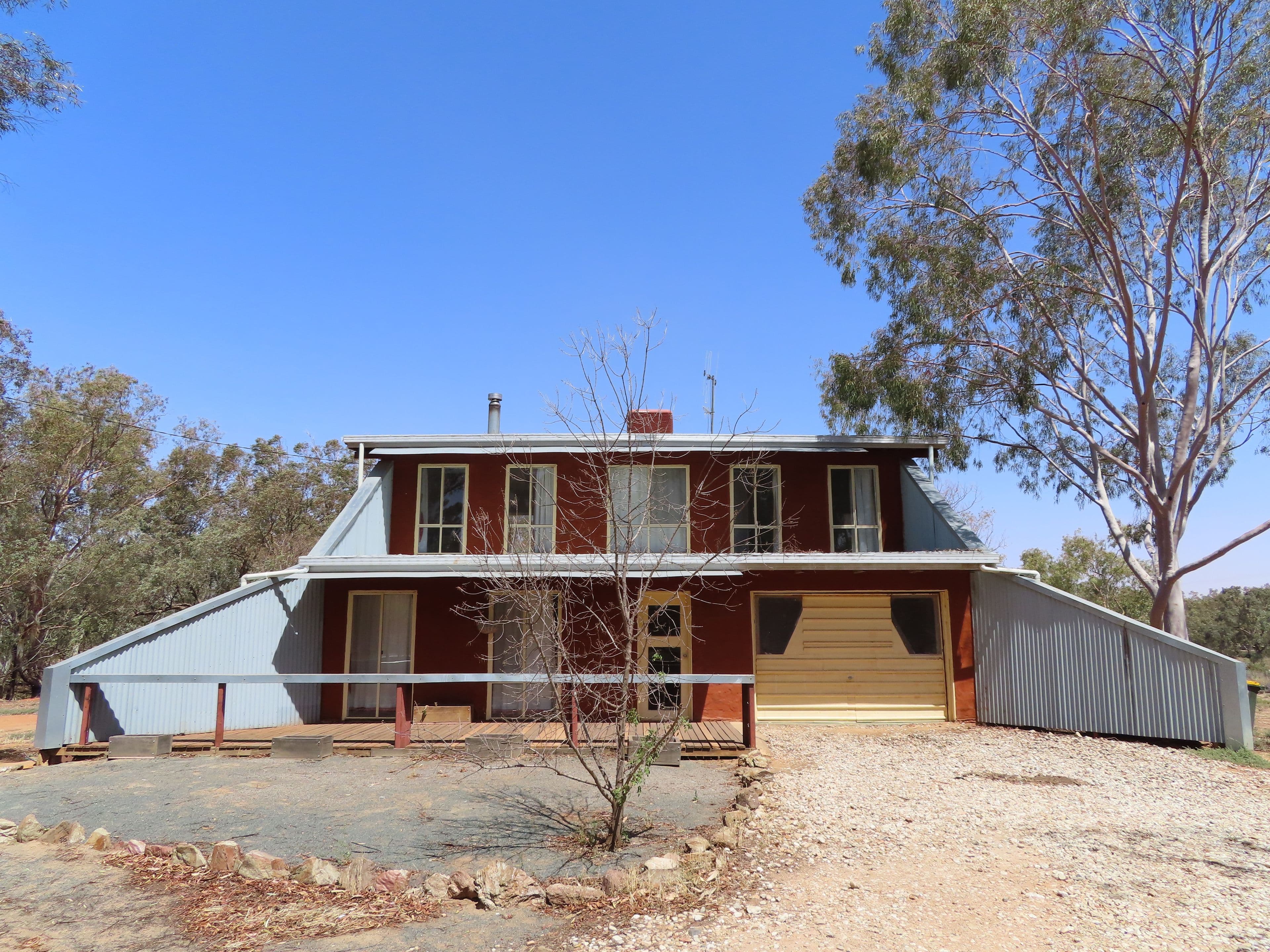 2 Molong Street, Condobolin - Thumbnail 2
