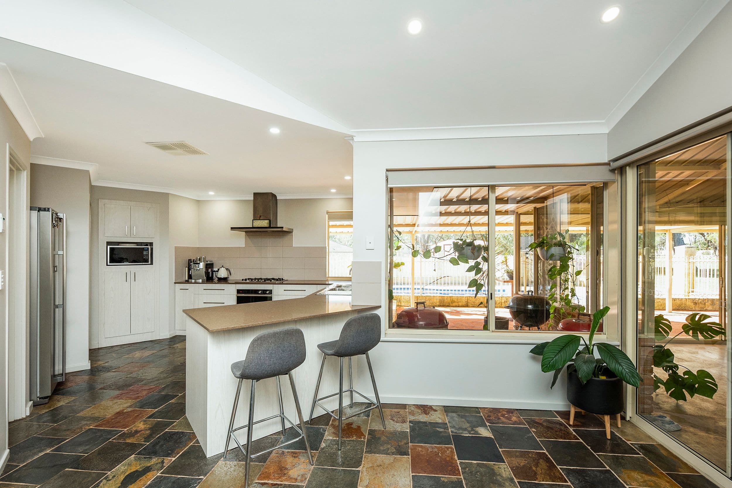 82 Amarillo Drive, Karnup WA 6176, Karnup - Thumbnail 3