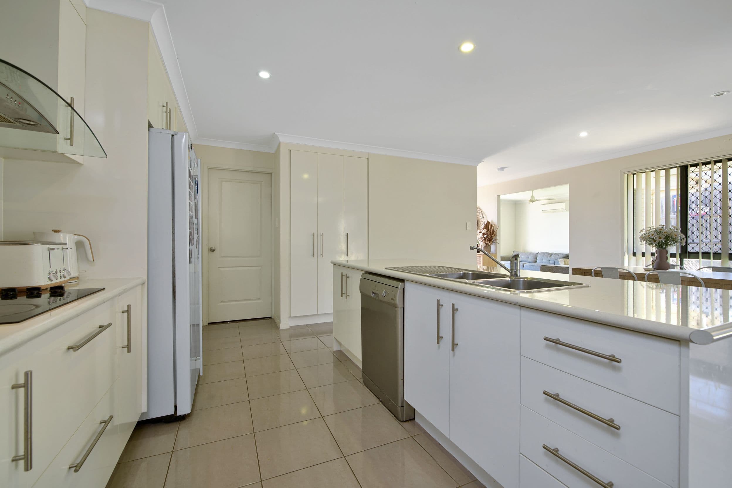 48 Daintree Boulevard, New Auckland QLD 4680, New Auckland - Thumbnail 5