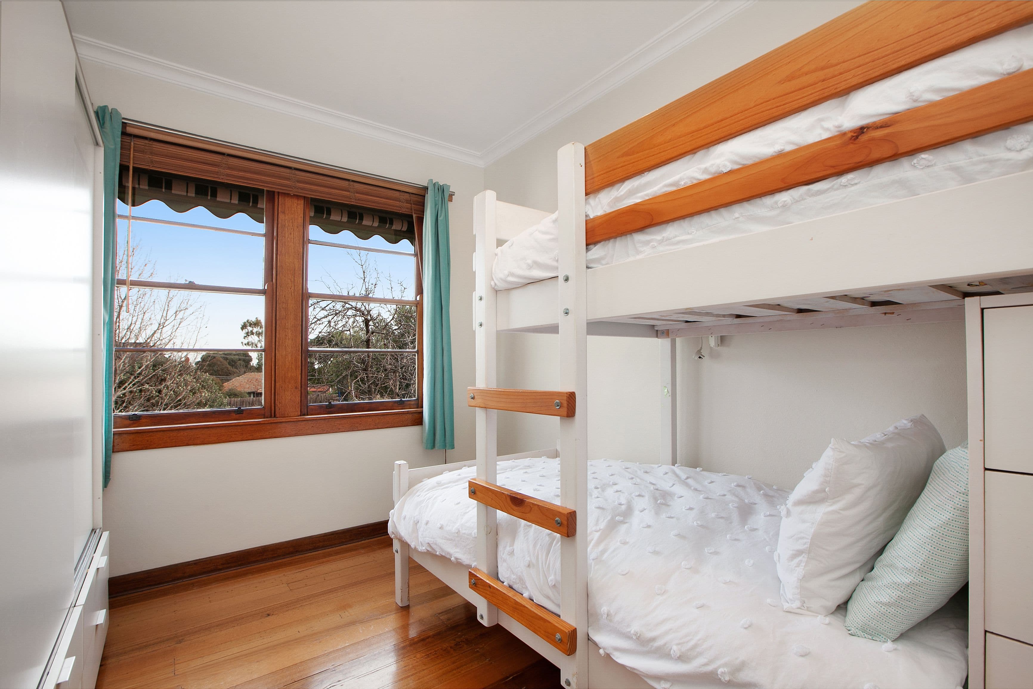 21 Croft Crescent, Reservoir VIC 3073, Reservoir - Thumbnail 8