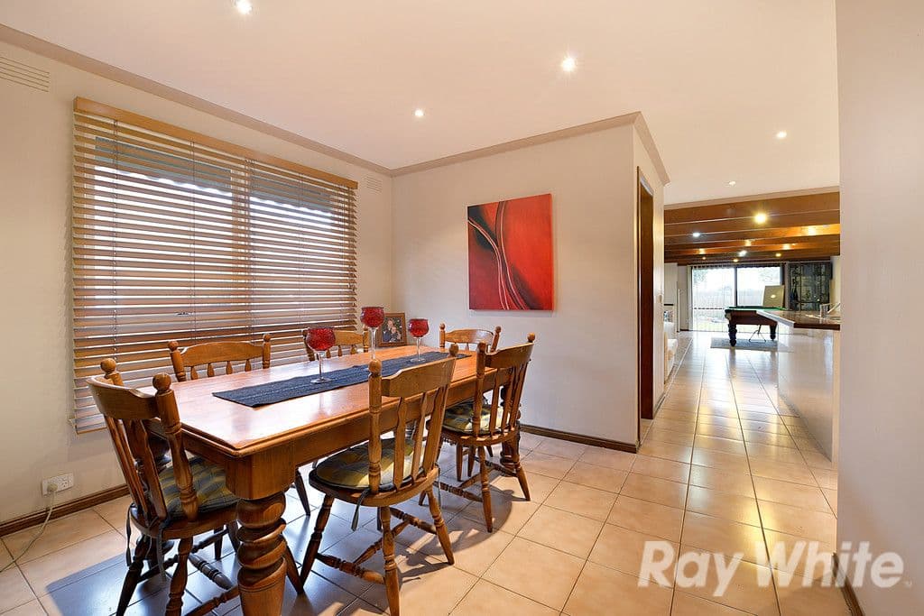 43 Rodney Drive, Knoxfield VIC 3180, Knoxfield - Thumbnail 3