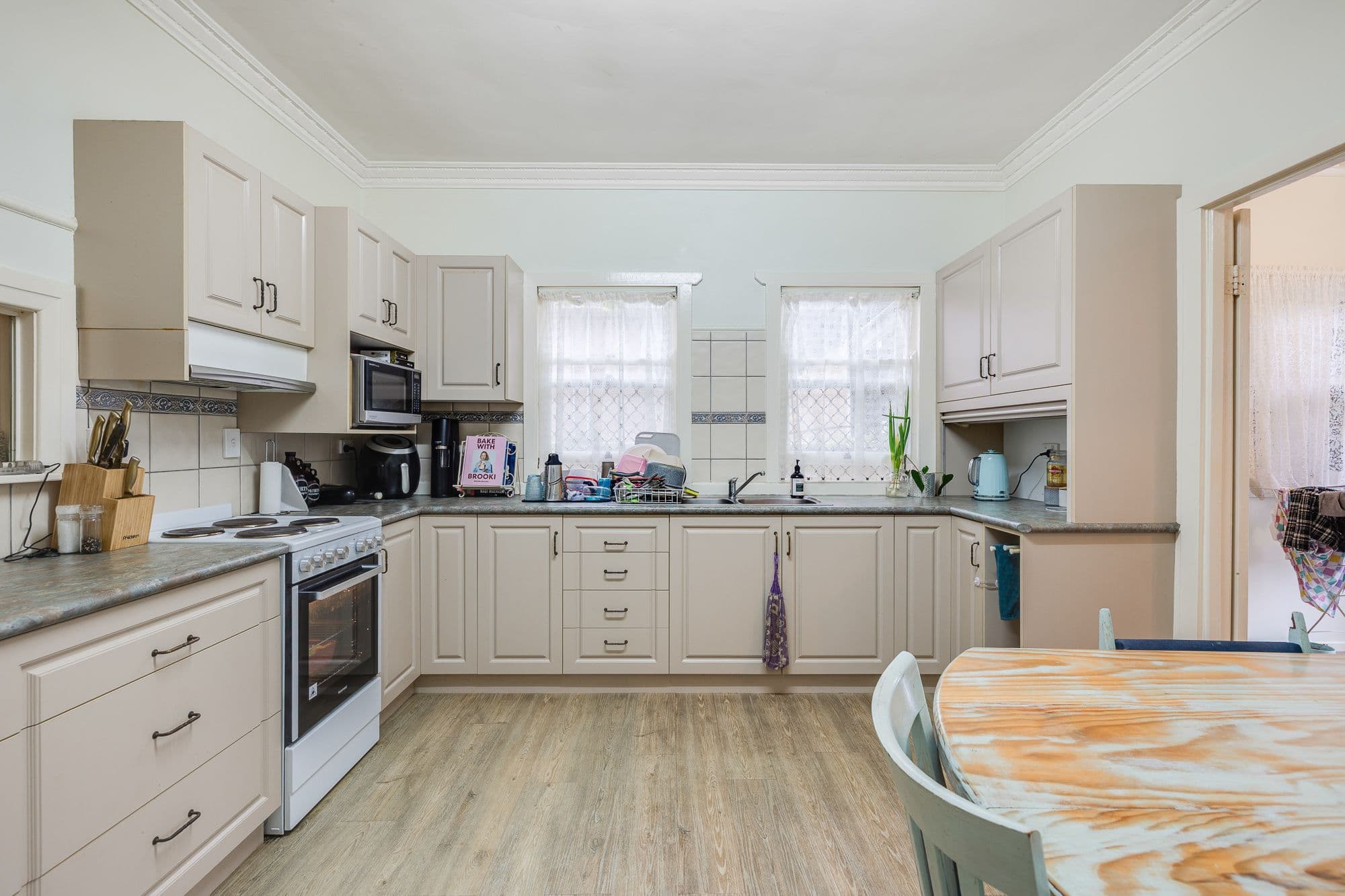 10 Ford Street, Rockville QLD 4350, Rockville - Thumbnail 3