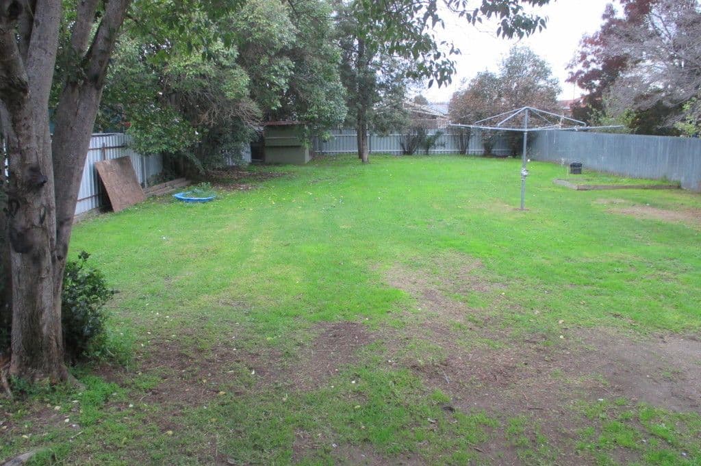 1044 Baratta Street, North Albury NSW 2640, North Albury - Thumbnail 8