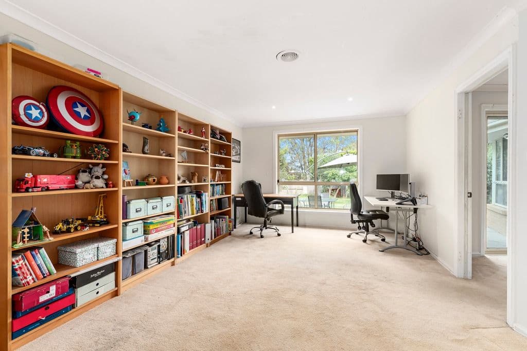 11 Callistemon Rise, Mill Park VIC 3082, Mill Park - Thumbnail 5