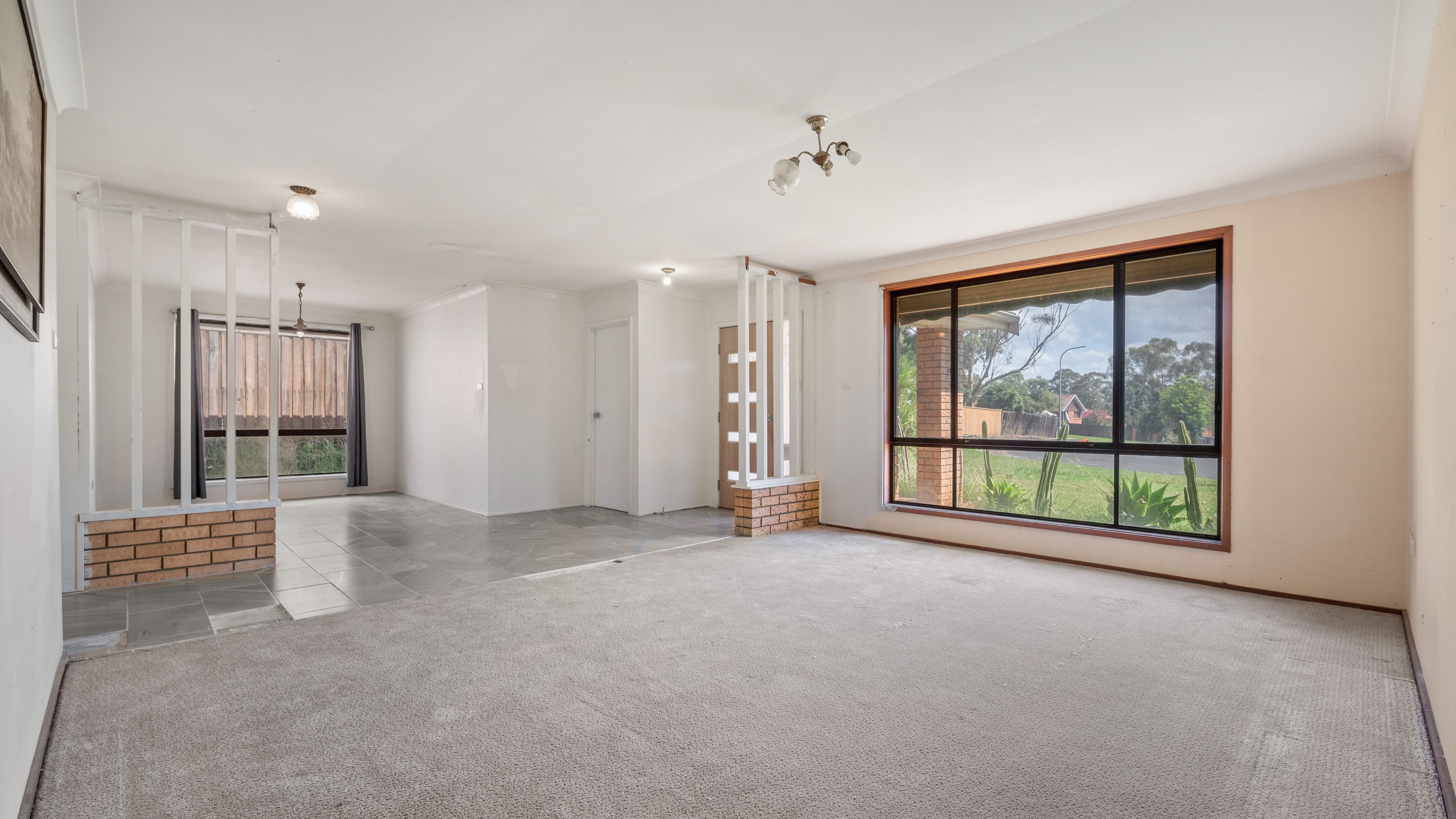 9 Bowerbird Avenue, Ingleburn NSW 2565, Ingleburn - Thumbnail 2