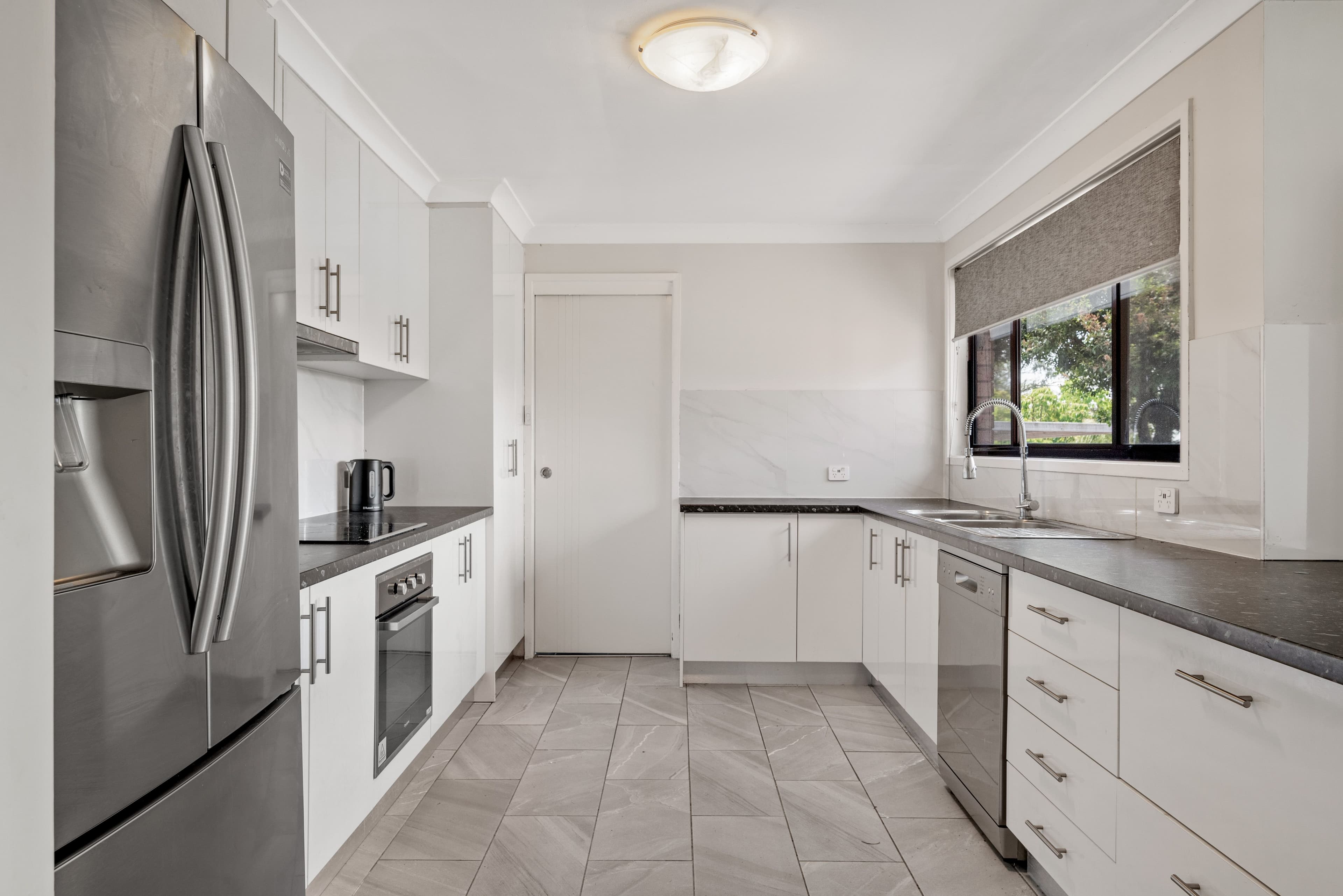 9 Bowerbird Avenue, Ingleburn NSW 2565, Ingleburn - Thumbnail 6