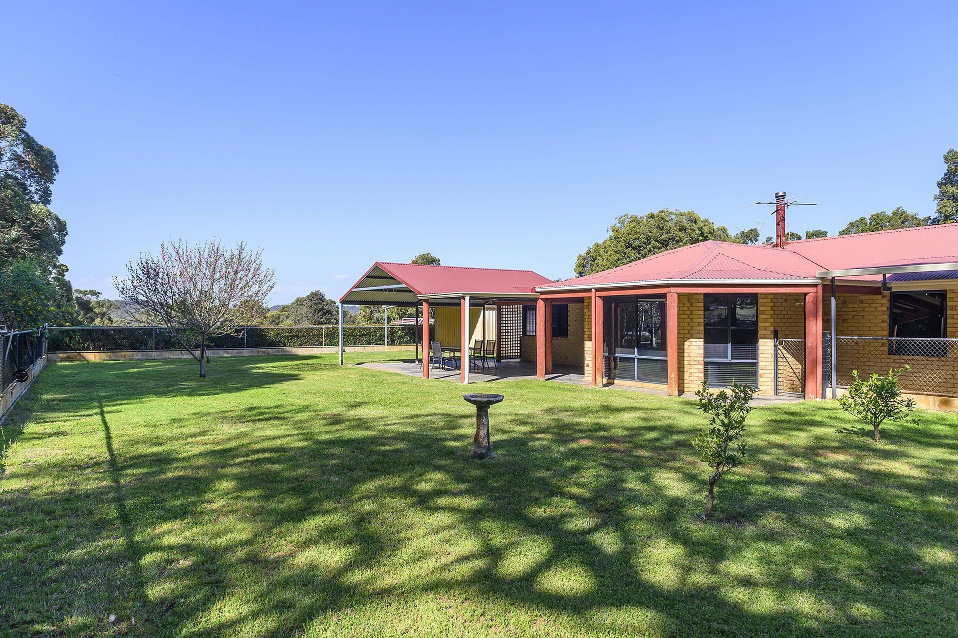 27 Wychwood Close, Bullsbrook WA 6084, Bullsbrook - Thumbnail 2