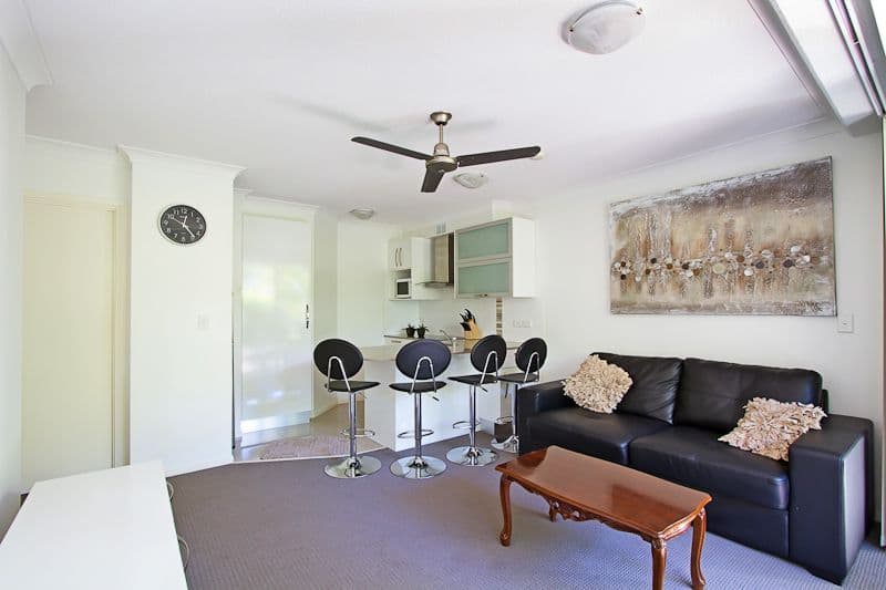 92 Musgrave Street, COOLANGATTA QLD 4225, Coolangatta - Thumbnail 3