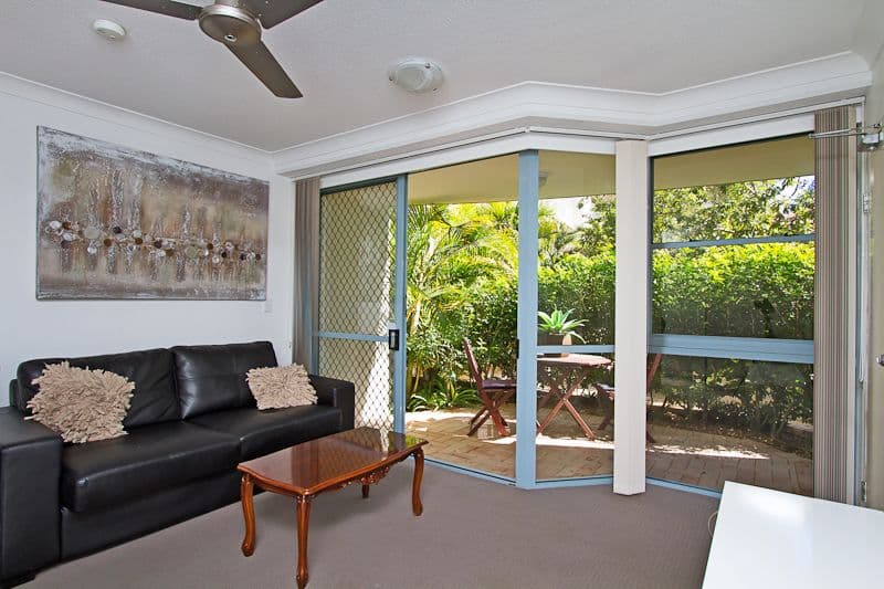 92 Musgrave Street, COOLANGATTA QLD 4225, Coolangatta - Thumbnail 5