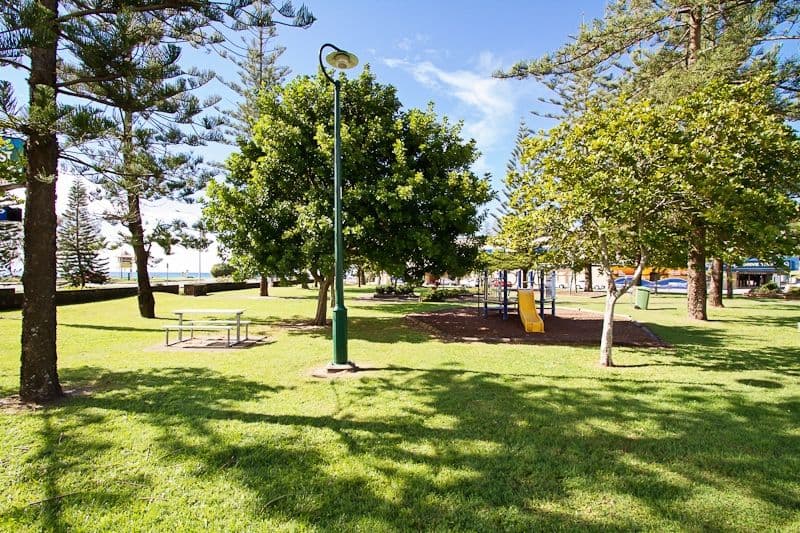 92 Musgrave Street, COOLANGATTA QLD 4225, Coolangatta - Thumbnail 7