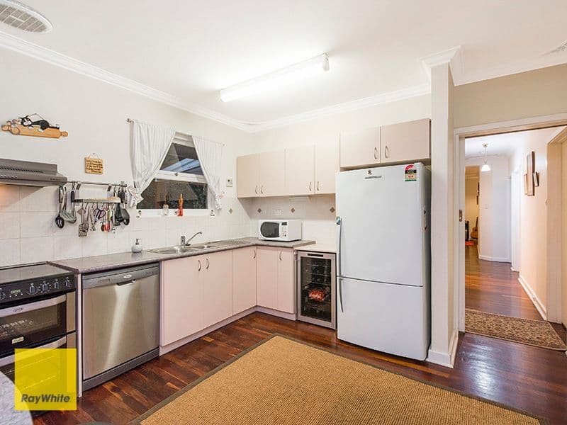 13 Springdale Road, Kalamunda WA 6076, Kalamunda - Thumbnail 7